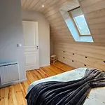 Apartment Belle Auvergnate Vue Panoramique Sur La Nature Mandailles-Saint-Julien