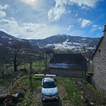 Belle Auvergnate Vue Panoramique Sur La Nature