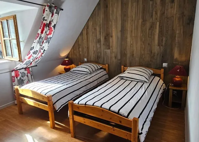 Belle Résidence Auvergnate Vue Panoramique Sur La Nature *